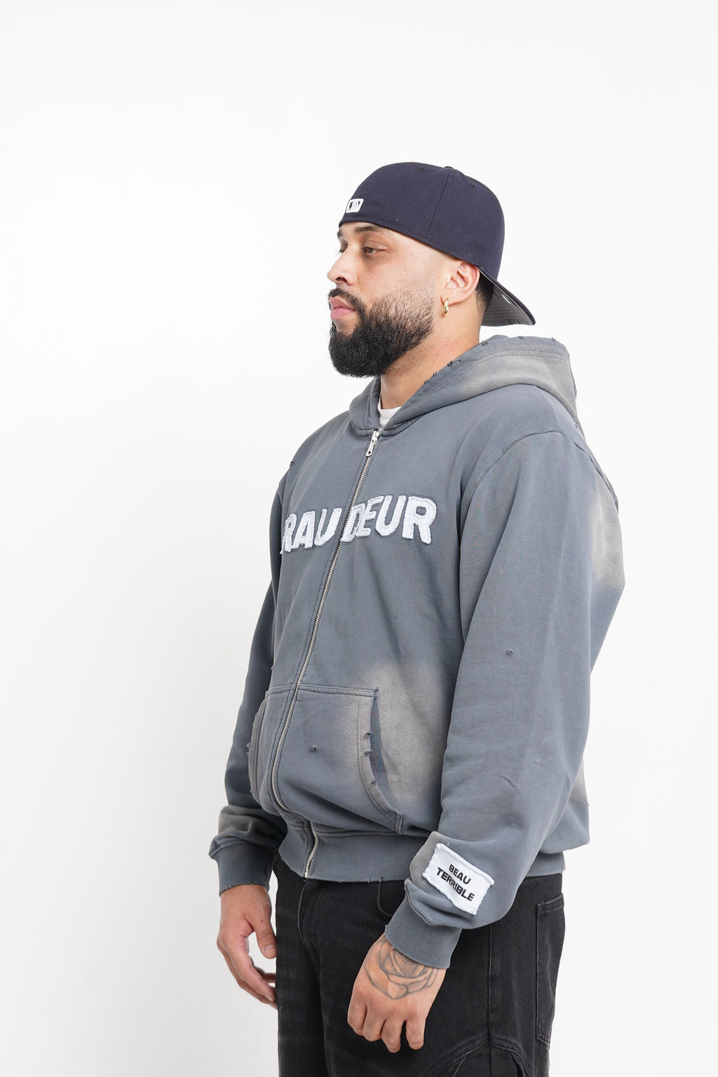 FRAUDEUR SWEATER  GREY